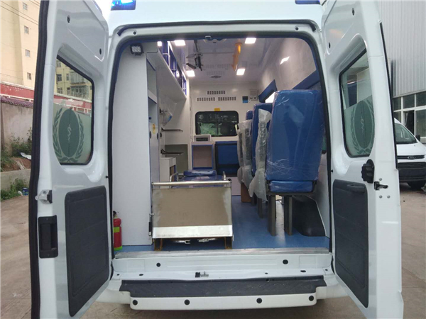 江鈴福特新世代全順（長軸）救護車