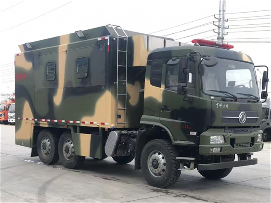 東風(fēng)六驅(qū)自行式炊事車(chē) 東風(fēng)六驅(qū)自行式炊事車(chē)