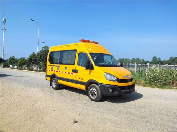 依維柯歐勝應急救援氣防車(藍牌C證) 依維柯歐勝應急救援氣防車(藍牌C證)