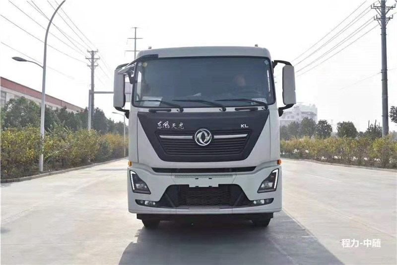 國(guó)六東風(fēng)天龍 16噸方罐抑塵車(chē) 國(guó)六東風(fēng)天龍 16噸方罐抑塵車(chē)