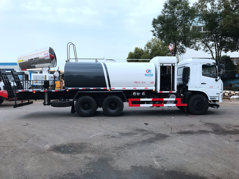 東風(fēng)專底D3L后雙橋抑塵車國六16立方/50-120米霧炮 東風(fēng)專底D3L后雙橋抑塵車國六16立方/50-120米霧炮