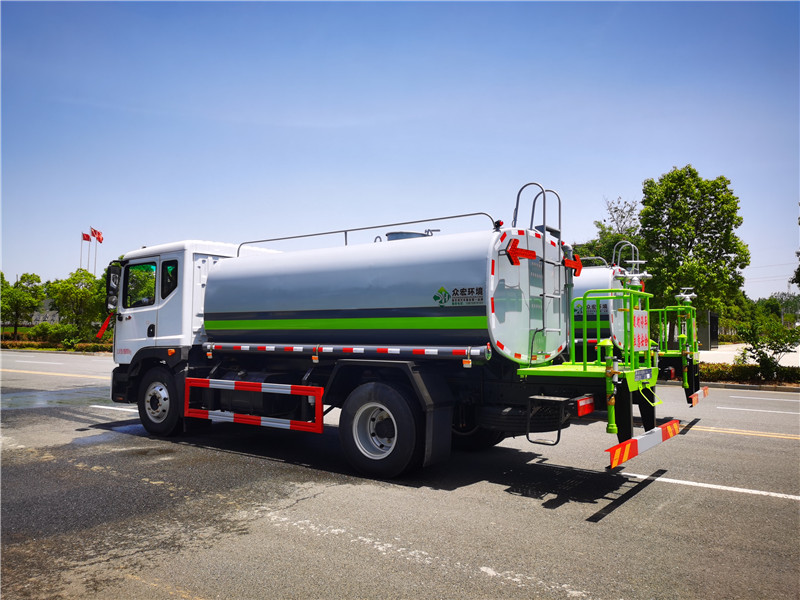 東風(fēng)D9新款10-12噸灑水車--國六系列 東風(fēng)D9新款10-12噸灑水車--國六系列