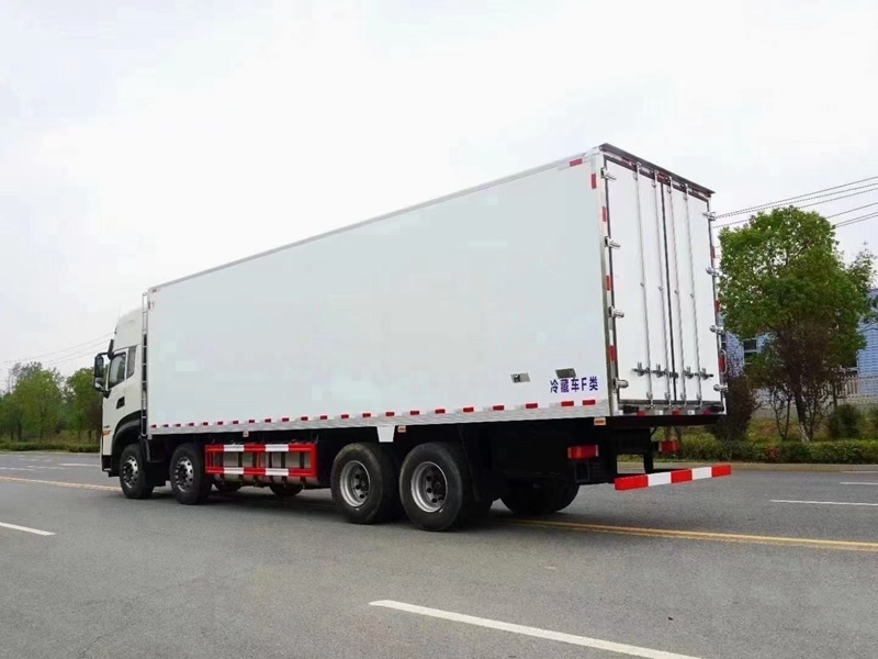 東風天龍KL前四后八冷藏車 東風天龍KL前四后八冷藏車