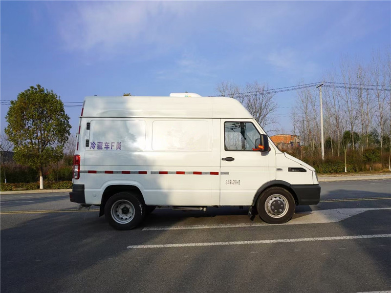 國六 南京依維柯短軸面包冷藏車 國六 南京依維柯短軸面包冷藏車