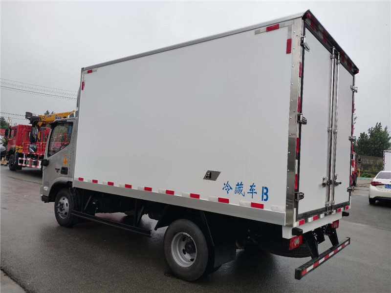 國六 福田歐馬可156馬力肉鉤冷藏車 國六 福田歐馬可156馬力肉鉤冷藏車