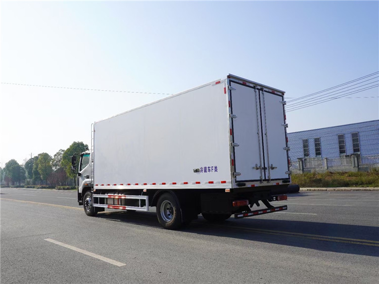 國六 福田歐馬可6.6米冷藏車 國六 福田歐馬可6.6米冷藏車
