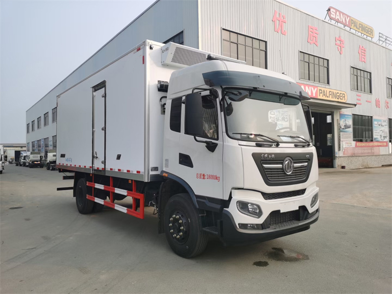 天錦KR高頂雙臥冷藏車 天錦KR高頂雙臥冷藏車
