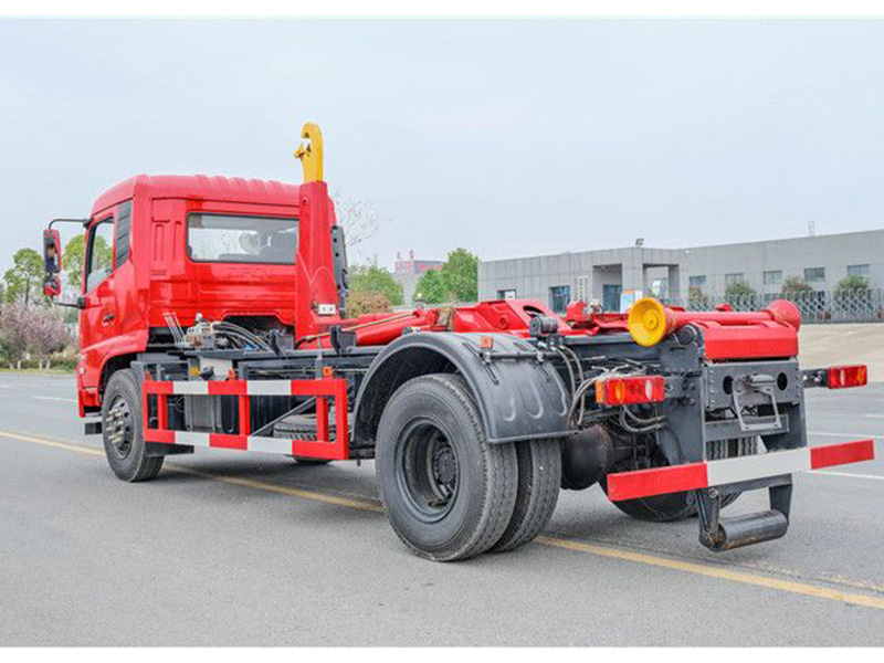 東風天錦14方勾臂垃圾車 東風天錦14方勾臂垃圾車