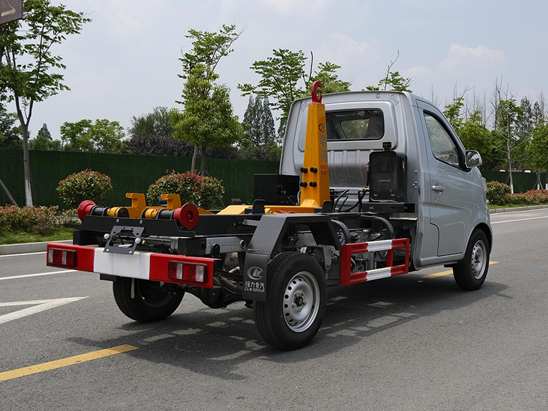 長安2900勾臂垃圾車 長安2900勾臂垃圾車