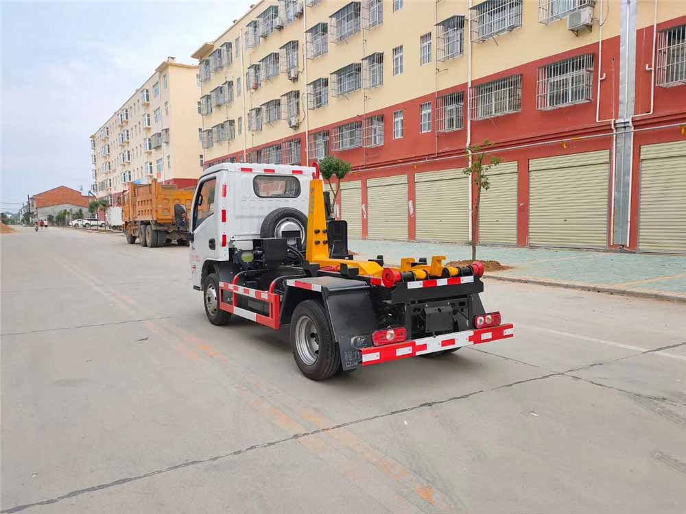 國六3方 藍(lán)牌躍進(jìn) 勾臂垃圾車 國六3方 藍(lán)牌躍進(jìn) 勾臂垃圾車