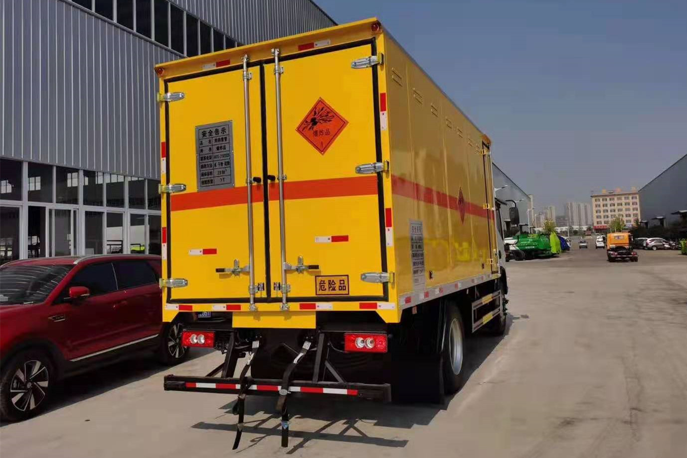 福田歐馬可5.15米爆破器材運(yùn)輸車(chē) 福田歐馬可5.15米爆破器材運(yùn)輸車(chē)