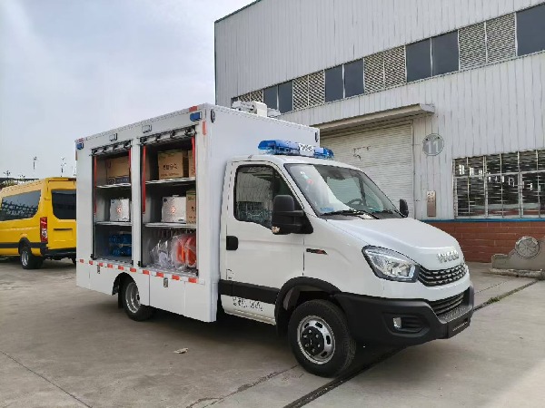 依維柯救護保障車