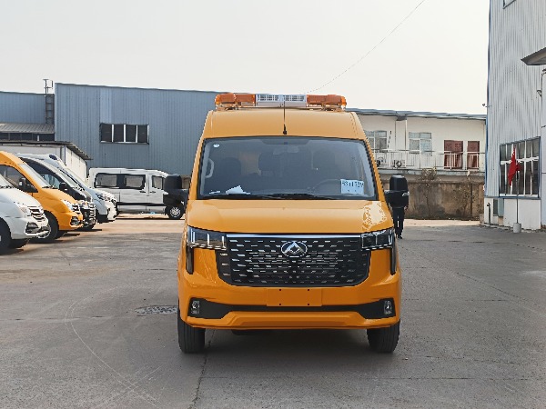 大通V80工程救險車（氣防車）